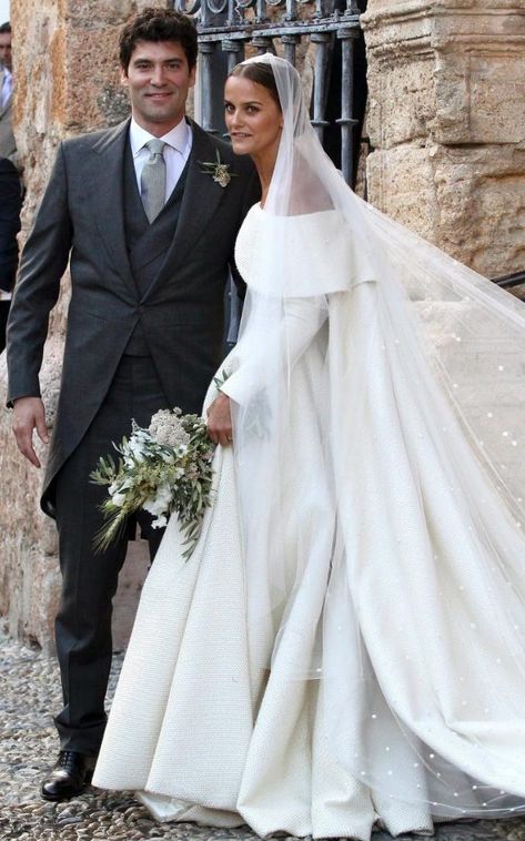 Lady Charlotte Wellesley and Colombian billionaire Alejandro Santo Domingo smile after their wedding ceremony at the Chuch of the Incarnation in Illora Charlotte Wellesley, Lady Charlotte Wellesley, Hugh Grosvenor, Eugenie Wedding, Royal Wedding Gowns, Wedding Spain, Spanish Wedding, Royal Wedding Dress, Wedding Of The Year