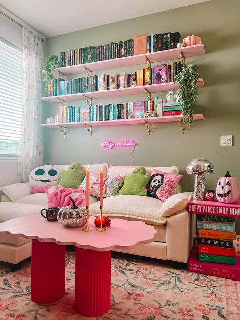 Appartment Decor Ideas, Appartment Decor, Colourful Living Room Decor, Colorful Apartment, College Apartment Decor, Pastel Room, Online Group, Room Inspiration Bedroom, Dream Decor