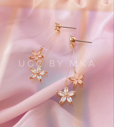 Jewelry, UGC jewelry content, aesthetic jewelry, Ugc portfolio, product photography Influencer Instagram Bio, Ugc Content Jewelry, Ugc Photography, Ugc Content Examples, Ugc Examples, Content Examples, Jewelry Content, Content Aesthetic, Ugc Content