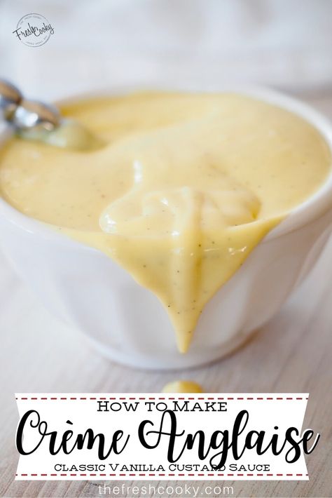 Vanilla Custard Sauce, Creme Anglaise Recipe, Pastry Cream Recipe, Custard Sauce, Chocolate Bread Pudding, Custard Recipes, Chocolate Bread, Dessert Toppings, Vanilla Custard