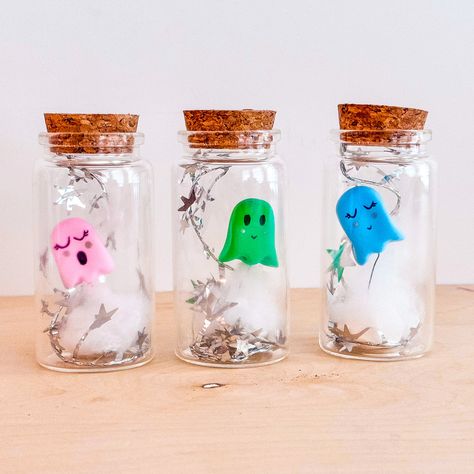 Spooky and Sweet: DIY Air Dry Clay Ghosts in a Bottle Pet Ghost Craft, Diy Pet Ghost, Ghost In A Jar, Air Dry Clay Ghosts Tutorial, Polymer Clay Ghost Diy, Pet Ghost In A Jar, Pet Ghost In A Jar Diy, Cute Ghost Clay Art, Air Dry Clay Ghost Tea Light