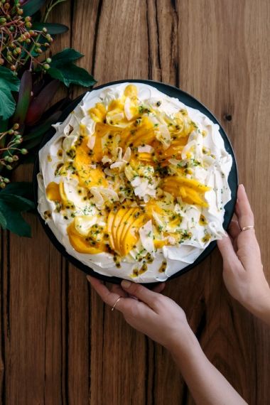 Passionfruit Curd, Ashley Alexander, Mini Pavlovas, Pavlova Dessert, Mango Passionfruit, Pav Recipe, Pavlova Recipe, Spiced Pear, Dessert Photography