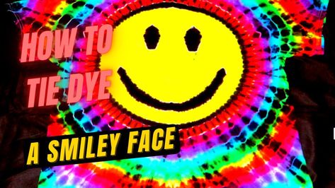 Tie Dye Smiley Face, Trendy Things, Emoji Shirt, Smiley Face Shirt, Soda Ash, Dye Patterns, How To Tie Dye, Tie Dye Fabric, Tie Dye Diy