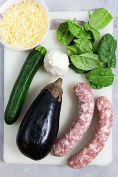 Sausage and Eggplant One Pot Pasta ~ http://www.healthy-delicious.com Aubergine Pasta, Zucchini Healthy, Eggplant Recipes Healthy, Pasta Food Recipes, Eggplant Pasta, Eggplant Recipes Easy, Eggplant Zucchini, Zucchini Recipe, Eggplant Dishes