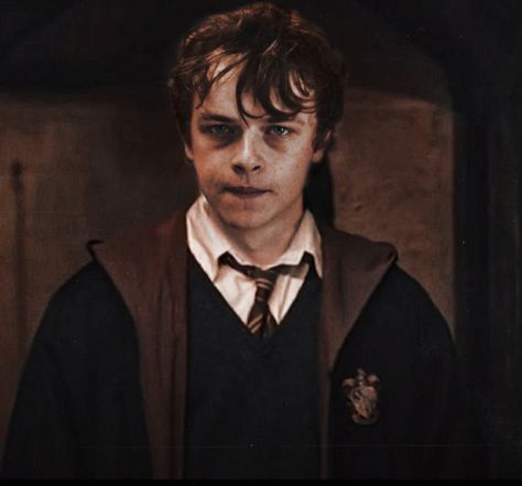 Peter Pettigrew Marauders Era, Young Peter Pettigrew, Dane Deehan, Valerie Gray, Young Harry Potter, Harry Potter Music, Dane Dehaan, Welcome To Hogwarts, Peter Pettigrew