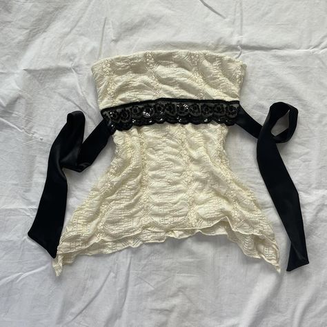 Coquette cream lace asymmetrical tube top. Babydoll... - Depop Babydoll Top Outfit Coquette, Vintage Tube Top, Babydoll Tube Top, Tube Tops Aesthetic, Tube Tops Y2k, Coquette Tube Top, Lace Tops Aesthetic, Cute Babydoll Tops, Lace Top Aesthetic