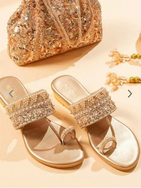 Sandals Indian, Bridal Sandals Heels, Bridal Flat Sandals, Indian Sandals, Indian Wedding Shoes, Flat Sandals Wedding, Fancy Sandals, Indian Shoes, Diy Sandals