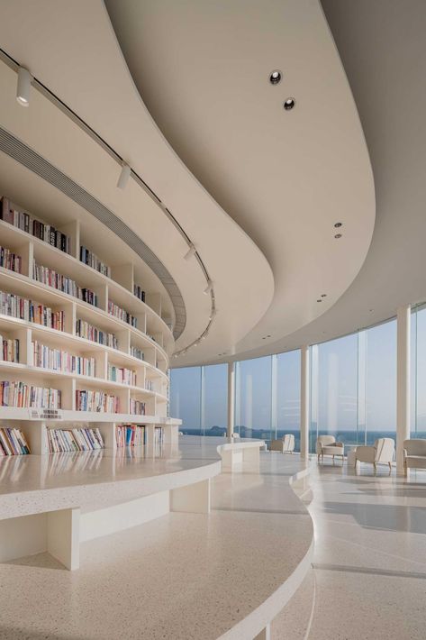 Museum Library Design, Museum Room Design, Cozy Public Library, Library Concept Architecture, Library Ceiling Design, Modern Library Architecture, Modern Library Design, Wavy Ceiling, Round Library