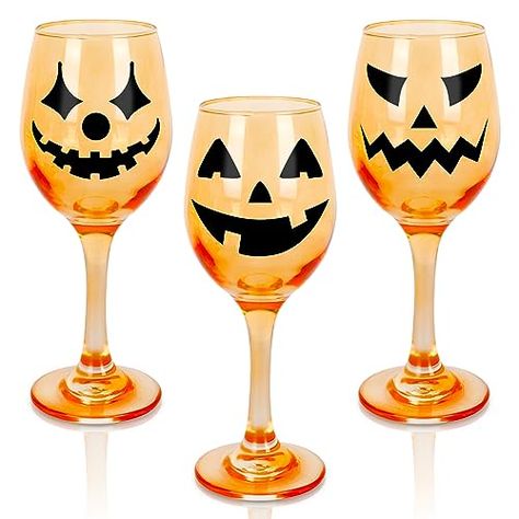 Home Halloween Party, Halloween Party Cups, Long Stem Wine Glasses, Halloween Wine Glasses, Halloween Table Settings, Halloween Wine, Halloween Lanterns, Red Wine Glasses, Halloween Party Supplies