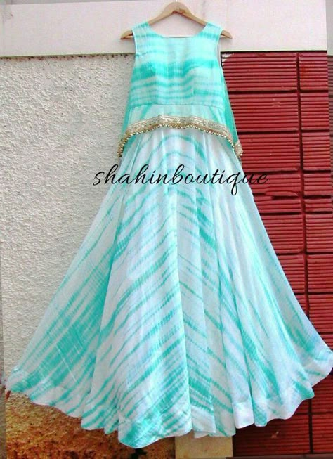 Mega Sleeves, Pattu Dress, Kids Frocks Design, Long Dress Design, Salwar Kamiz, Indian Gowns Dresses, Kurti Designs Party Wear, Kids Designer Dresses, Frocks For Girls