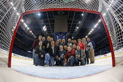 Hockey Family Pictures, Hockey Pictures Ideas Kids, Hockey Pictures Ideas, Hockey Photoshoot, Hockey Poses, Hockey Team Photos, Travel Hockey, Hockey Projects, Hockey Photography