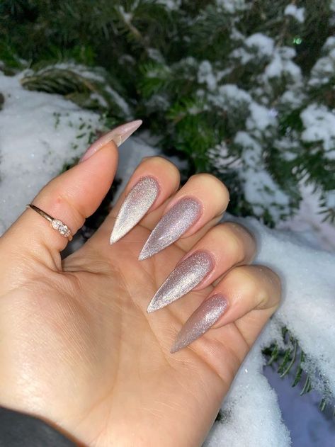 Summer Nail Art, Punk Nails, Silver Nail, Grunge Nails, Shiny Nails, Cat Eye Nails, Silver Nails, Luxury Nails, Nail Art Ideas