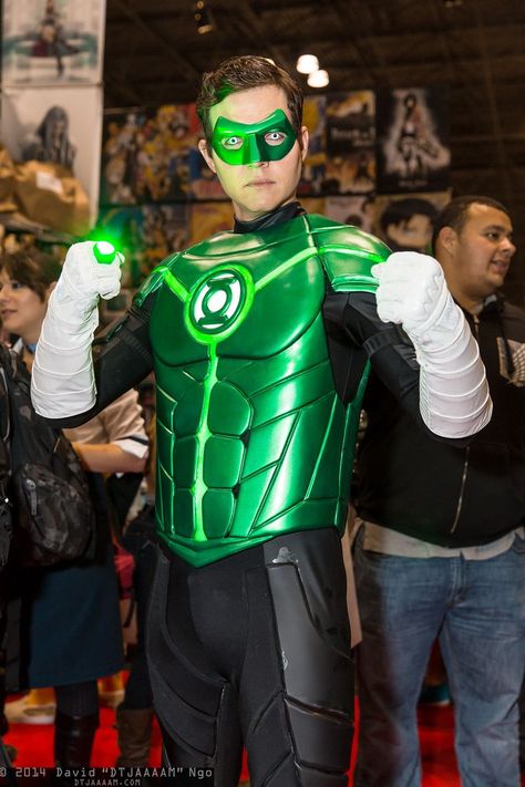 Bad Cosplay, Green Lantern Cosplay, Green Lantern Costume, Lantern Costume, Foam Cosplay, Creative Cosplay, Green Lanterns, Comic Costume, Cosplay Reference