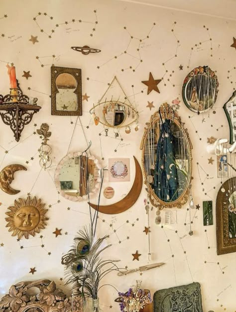 Witchy Corner Decor, Weird Shaped Room Ideas, Witchy Cottagecore Home Decor, Celestial Gallery Wall, Celestial Dorm Room, Boho Whimsical Decor, Fairycore Home Decor, Witchy Home Decor Ideas, Astrology Living Room