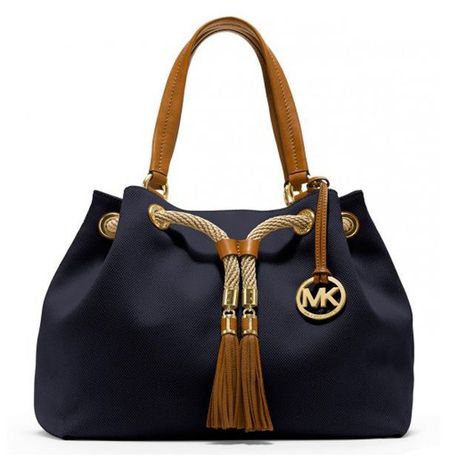 Michael Kors Camden Drawstring Large Black Shoulder Bags only Mk Handbags Michael Kors, Outlet Michael Kors, Mk Handbags, Michael Kors Handbag, Cheap Michael Kors, Michael Kors Outlet, Quito, Purses Michael Kors, Handbags Michael Kors