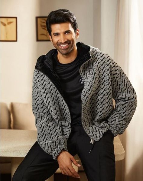 aditya roy kapur on Instagram: “Aditya Roy Kapur :"Playing a double role in Thadam has been fun as the two characters are sharply contrasting from each other. It is a…” Happy Birthday Bestie Quotes, Aditya Roy Kapur, Roy Kapoor, Robert Downey Jr Iron Man, Indian Baby, Things I Want, Man Crush Everyday, Guys Clothing Styles, Cute Couples Hugging