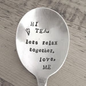 voor meer mooie quotes op theedoeken, kaarten of een lekkere losse thee. Kijk op www.theejoy.nl Sunday Photos, Tea Quotes, Tea And Books, Love Tea, Cuppa Tea, My Cup Of Tea, Hot Tea, Tea Shop, Tea Accessories