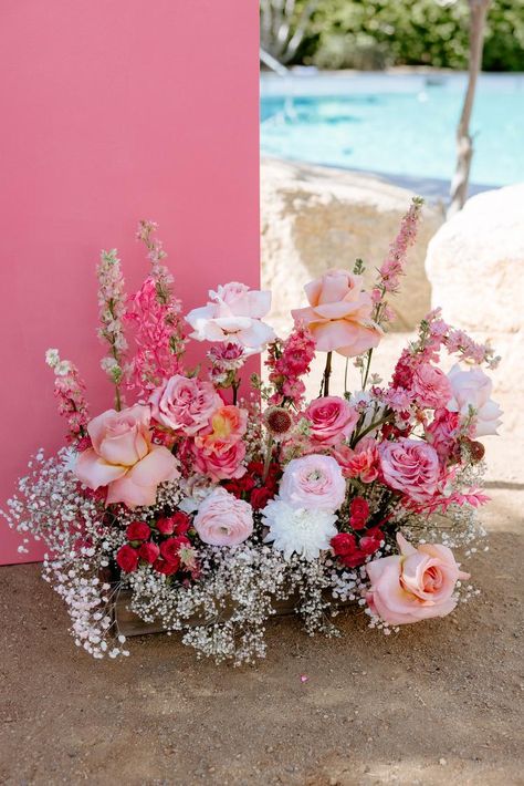 Hot Pink Rustic Wedding, Valentine’s Day Wedding Decor, Fun Wedding Ceremony Ideas, Hot Pink Wedding Theme, Sophie And Joe, Hot Pink Wedding Colors, Hot Pink Wedding Bouquet, Hot Pink Wedding Flowers, Bloom Theme