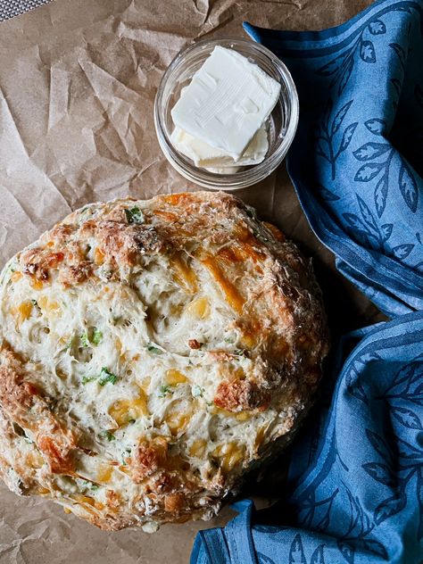 Week 6: Cheddar and Chive Irish Soda Bread (Ireland) Cheddar And Herb Soda Bread, Brown Soda Bread Irish, Irish Soda Bread Easy, Quick Sweet Bread, Chive Bread, Easy Irish Soda Bread, Savory Bakes, Zucchini Cheddar, Chedder Cheese