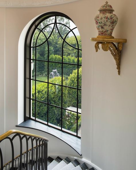 466 Likes, 7 Comments - Robert A.M. Stern Architects (@ramsarchitects) on Instagram: “#fbf black steel windows at the 2005 Residence in California! #RAMSAatHome [📷: Peter Aaron / OTTO]…” Window Types Style, Black Steel Windows, Exterior Garden Design, Front Stairs, Sustainable Interior, Balcony Window, Window Designs, Interior Design Drawings, Window Grill Design