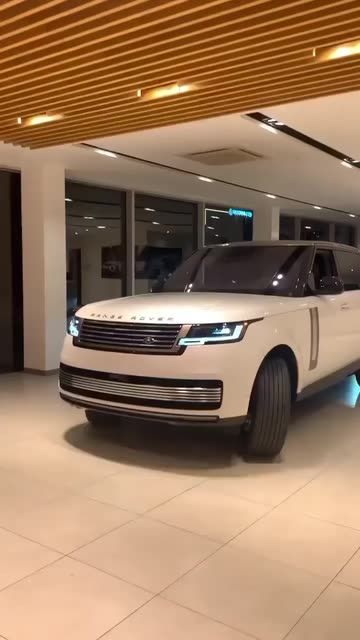 2022 Range Rover, Range Rover Sv, Dream Cars Range Rovers, Best Suv Cars, Luxury Cars Range Rover, Range Rover Vogue, Top Luxury Cars, Luxurious Cars, Dream Cars Jeep