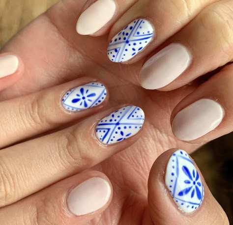 Mosaic Nails Design, Mosaic Nail Art, Tile Nails, Mosaic Nails, Short Gel Nails, Aesthetic Nails, Inspired Nails, Nail Services, Spa Products