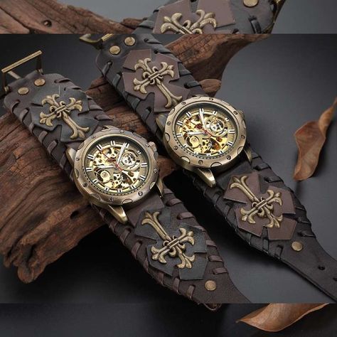 Steampunk watch: go for the retro-futuristic look. Type : Steampunk watch Movement: automatic self-wind Band material: leather Band length: 9,8" | 25cm Gothic Clock, Steampunk Skeleton, Steampunk Items, Steampunk Bracelet, Watch Ideas, Steampunk Watch, Bow Ideas, Steampunk Accessories, Dress Design Sketches