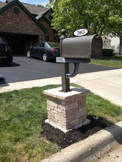 DIY Home Depot project - this base could also double as a planter with a few tweaks Stone Mailbox Ideas Diy, Mailbox Post Ideas Curb Appeal, Mailbox Ideas Brick, Double Brick Mailbox Ideas, Dual Mailbox Post Ideas, Stone Around Mailbox Curb Appeal, Stone Mailbox Ideas Curb Appeal, Bricks Around Mailbox Mail Boxes, Mailbox Ideas Curb Appeal