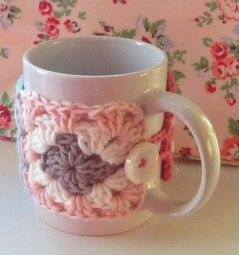 Cup Cozy Crochet Pattern, Mug Cozy Pattern, Crochet Mug, Crochet Mug Cozy, Crochet Coffee Cozy, Crochet Cup Cozy, Coffee Cup Holder, Confection Au Crochet, Cozy Crochet Patterns