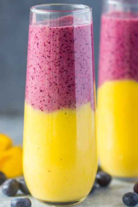 Mango Protein Shake, Blueberry Mango Smoothie, Layered Smoothie, Blueberry Mango, Apricot Smoothie, Lose Your Belly, Snack Prep, Smoothie Prep, Raspberry Smoothie