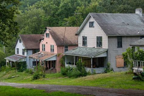 Inside the Abandoned Yellow Dog Village near Kittanning, Pennsylvania Abandoned Towns, Company Town, Apartment Guide, Abandoned Homes, Western Pennsylvania, Townhouse For Rent, Old Abandoned Houses, Places To Rent, Yellow Dog