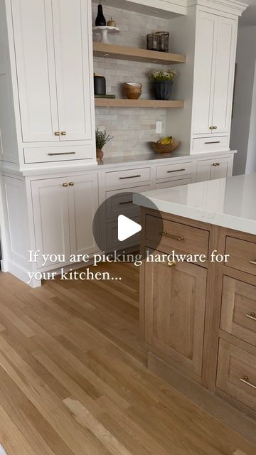 Ally • Home Inspo on Instagram: "Don’t forget…hardware is the jewelry of your kitchen! ✨ So my recommendation is always to go for quality finishes and consider a mix of knobs and pulls to add more interest 🙌🏻🙌🏻

Comment HARDWARE for my links!

#kitchenhardware 
#newkitchen 
#newkitchendesign 
#brasshardware 
#customkitchen 
#customkitchens" Pulls Vs Knobs Kitchen, Mixed Hardware Kitchen, Kitchen Handles Ideas, Kitchen Island Hardware, Kitchen Hardware Ideas, Craftsman Style Kitchens, Kitchen Knobs And Pulls, Mcgee And Co, Kitchen 2024