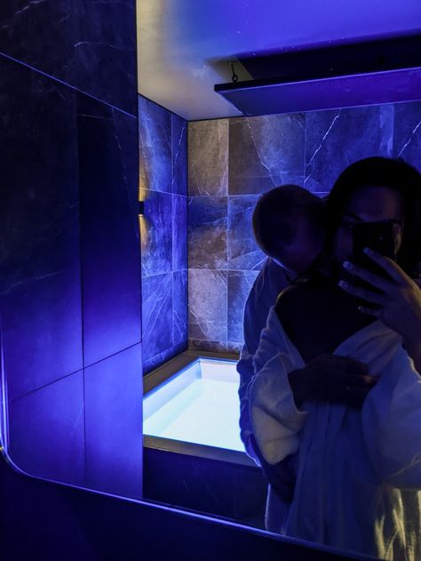 date - date idea - float - epsom salt bath - blue light - married - couple Couple In Shower Picture Ideas, Bath Together Couples, Eucalyptus Cinerea, Shower Images, Shower Pics, Epsom Salt Bath, Salt Bath, Date Idea, Bathroom Images