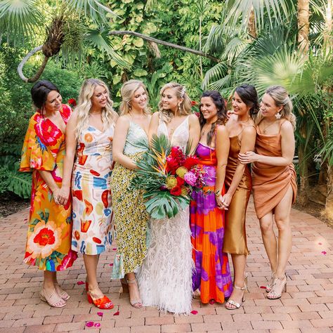 Eccentric Bridesmaid Dresses, Tropical Mismatched Bridesmaid Dresses, Festival Bridesmaid Dresses, Tropical Color Bridesmaid Dresses, Brazilian Wedding Dress, Tropical Wedding Dress Bridesmaid, Bright Tropical Outfits, Tropical Color Wedding, Hawaiian Formal Dress