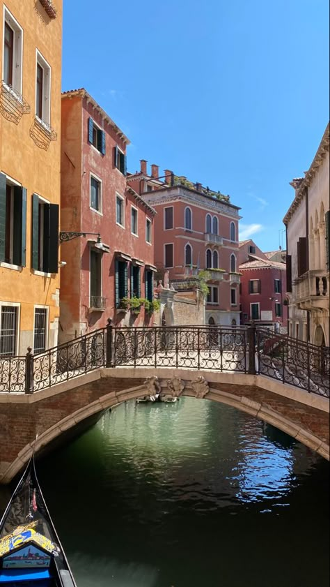 Venice Aesthetic, Italy Vibes, Italy Summer, Italy Aesthetic, Voyage Europe, Europe Summer, Future Travel, City Aesthetic, Beautiful Places To Travel