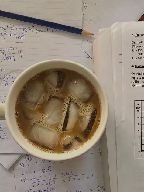 Studying With Coffee Aesthetic, Iced Coffee Studying Aesthetic, Study And Coffee Aesthetic, Study Coffee Aesthetic, Coffee Study Aesthetic, Study Session Aesthetic, Study With Coffee, Motivation Academic, Ice Coffee Aesthetic