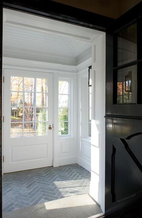 Slate Herringbone Tile Floor, Porta Halloween, Herringbone Tile Floors, Entryway Tile, Entryway Flooring, Slate Flooring, Foyer Decorating, Foyer Design, Herringbone Tile