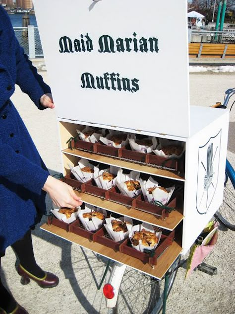 Muffin shop on a bike! Starting small.. step by step with this type of concept.. managing risk is often times very good! popuprepublic.com Muffin Shop, Food Bike, Bike Food, Mobile Cafe, Mobile Food Trucks, Maid Marian, Coffee Bike, Food Cart Design, Meals On Wheels