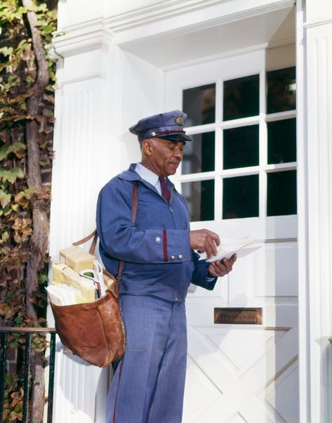 Postal Uniform, Dark Blue Coat, Postman Bag, Alfred Eisenstaedt, Men's Uniforms, Office Uniform, Workwear Vintage, Mail Carrier, Snow Rain