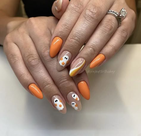 Ghost Nails, New Nail Colors, Flowers Nails, Star Nail Art, Punk Nails, Girly Acrylic Nails, Nail Polish Art, Halloween Nail Designs, Halloween Nail