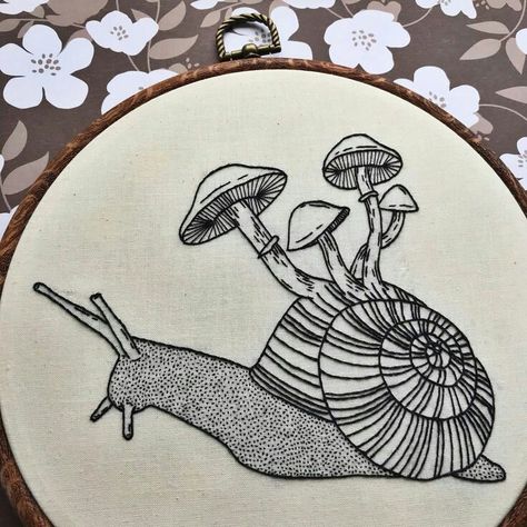 Snail Mushroom, Mushroom Art, Embroidery Cross Stitch, Embroidery Cross, Embroidery Inspiration, Hoop Art, Diy Embroidery, Embroidery And Stitching, Embroidery Ideas