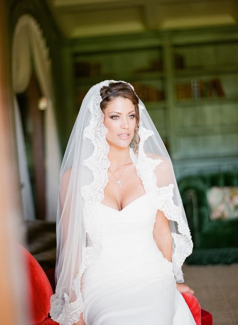 Wedding Dress Catholic, Sleek Bun Hairstyles, Mantilla Veil Wedding, Spanish Mantilla, Catholic Veil, Wwe Couples, Best Day Of My Life, Wwe Diva, Mantilla Veil