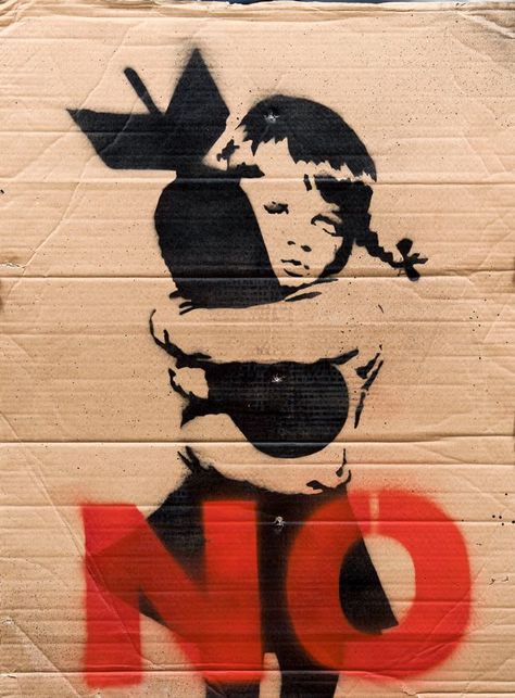 Banksy bomb hugger girl placard Stop Wars Art, Banksy Inspired Art, Banksy Street Art, Banksy Artwork, Stencil Street Art, Spray Paint Stencils, Banksy Paintings, Street Art Banksy, Protest Art