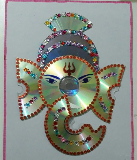 Best out of waste CD's Wealth From Waste, Wealth Out Of Waste, Basic Drawing, Best Out Of Waste, Easy Diy Jewelry, Art N Craft, Ganesha, Creative Art, Diy Jewelry