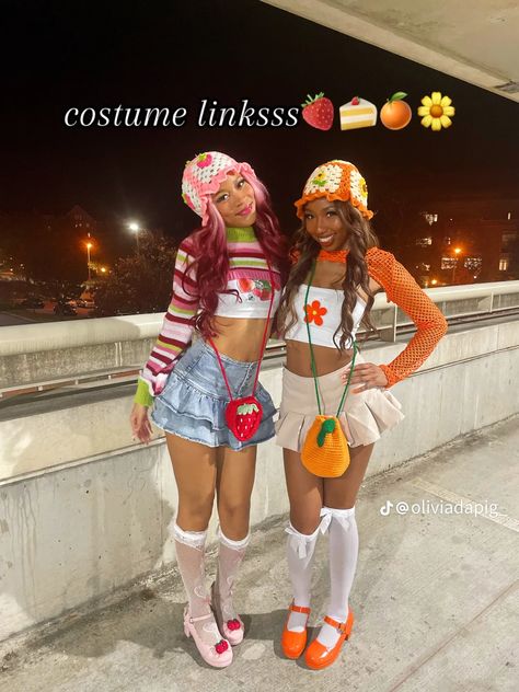 Duo Halloween Costumes Black Women, La Halloween Costume, Diy Duo Halloween Costume Ideas, Duo Rave Outfits, Baddie Duo Halloween Costumes, Bsf Halloween Outfit, Halloween Costumes For A Duo, Matching Rave Outfits Friends, Halloween Costumes For Baddies