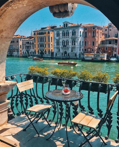 The beauty of Venice!  Hotel Palazzo Barbarigo! : @golden_heart Italy Vacation, Venice Italy, Pretty Places, Favorite City, Travel Aesthetic, Most Beautiful Places, Vacation Spots, Italy Travel, Dream Vacations