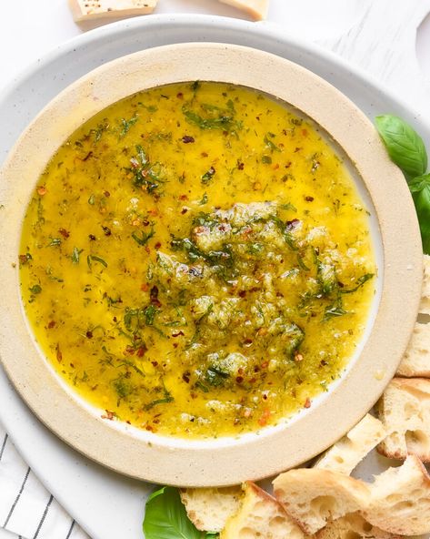 Garlic Oil Dip For Bread, Balsamic Dip, Garlic Dipping Oil, Dip For Bread, Fun Appetizers, Olive Oil Dip, Turkey Pasta, Dipping Oil, Chilled Desserts