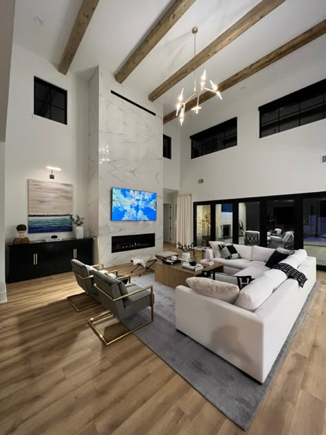 Nice Big Living Rooms, 15ft Ceiling Living Rooms, Big Living Room Ideas Luxury, 2 Floor Living Room, Large Seating Living Room, Modern Living Room Tall Ceilings, High Ceiling Living Room Modern Open Spaces Big Windows, One Floor Home Design, Big Fancy Living Room