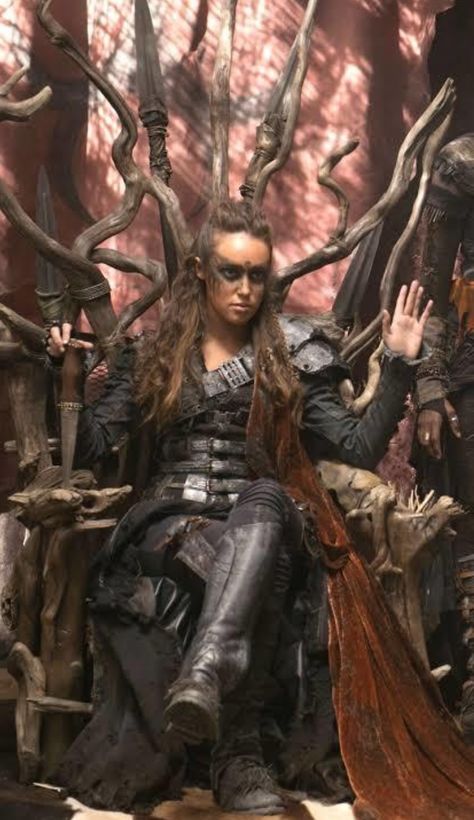 Roan The 100, Lincoln The 100, The 100 Raven, Clarke The 100, Danielle Cormack, Commander Lexa, Viking Cosplay, Lexa Y Clarke, Lexa The 100