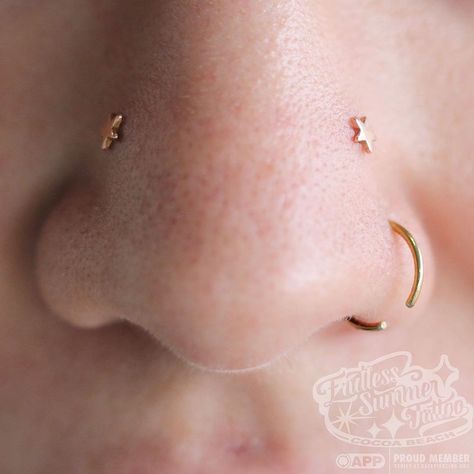 @piercer.babes’s Instagram post: “By @whitneyxbailey - Healed & downsized high nostril piercings rocking the cutest rose gold stars 🌟 . . . . . . . . #nosepiercing…” Gold Piercings Aesthetic Face, Gold Piercings Aesthetic, Piercings Aesthetic Face, High Nostril Piercing, Gold Piercings, Nostril Piercing, Cocoa Beach Florida, Pretty Hurts, Facial Piercings